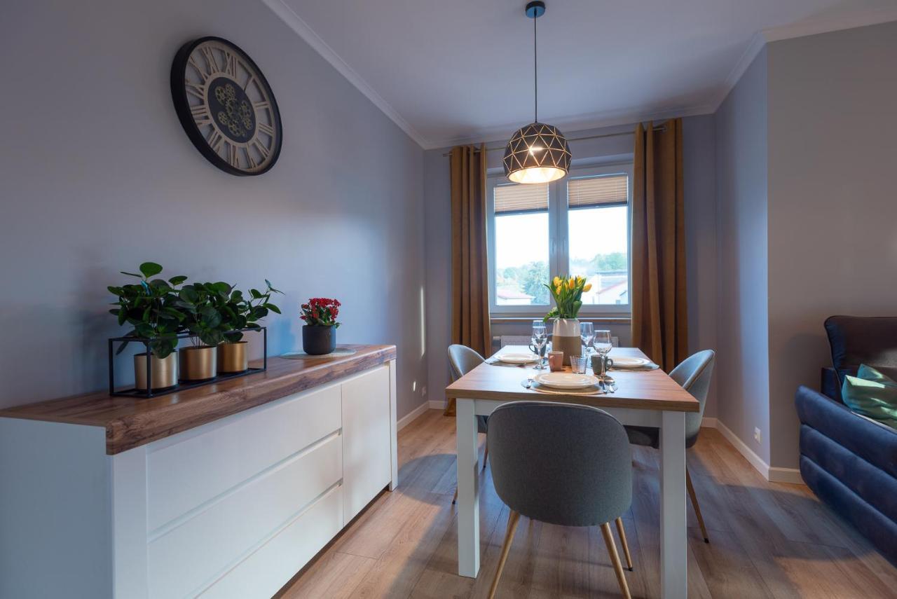 Apart Wolnosci Jelenia Góra Exterior foto